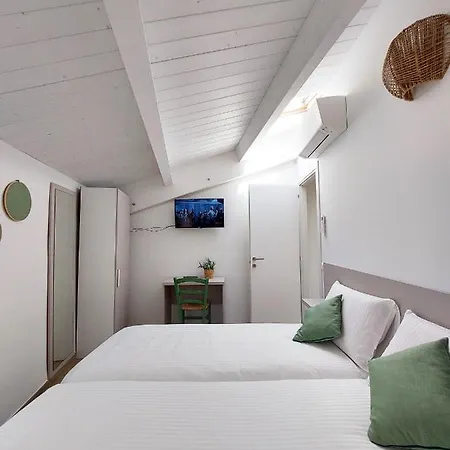 Casa Lilibet 4*